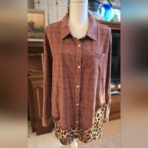 ODDY- Plaid Button-Up Shirt with Flowy Leopard Hem 2XL